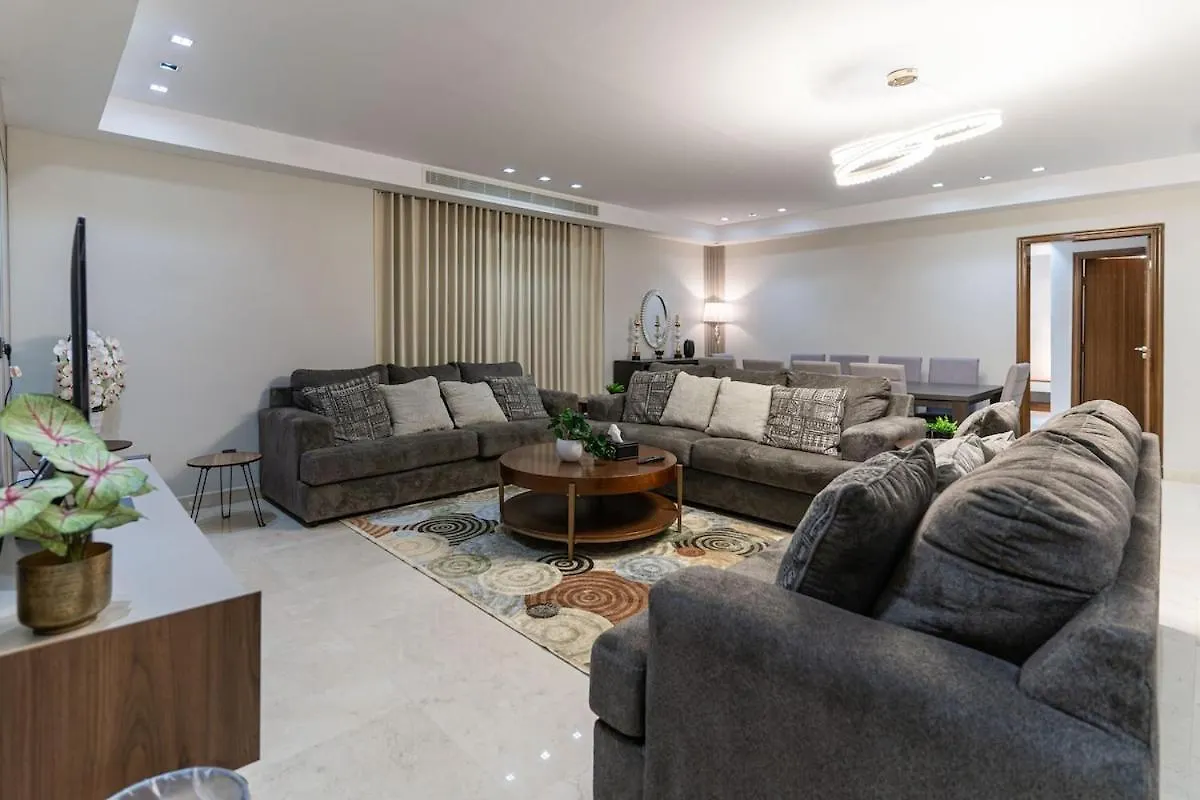 Luxury And Spacious 3Br Apartment 10Min Haram Nabawi Medina
