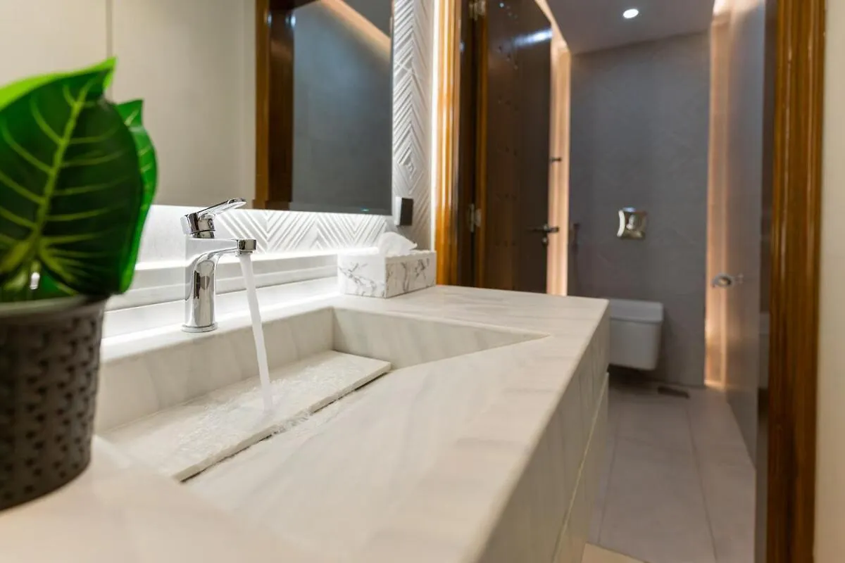 Luxury And Spacious 3Br Apartment 10Min Haram Nabawi Medina 0*,