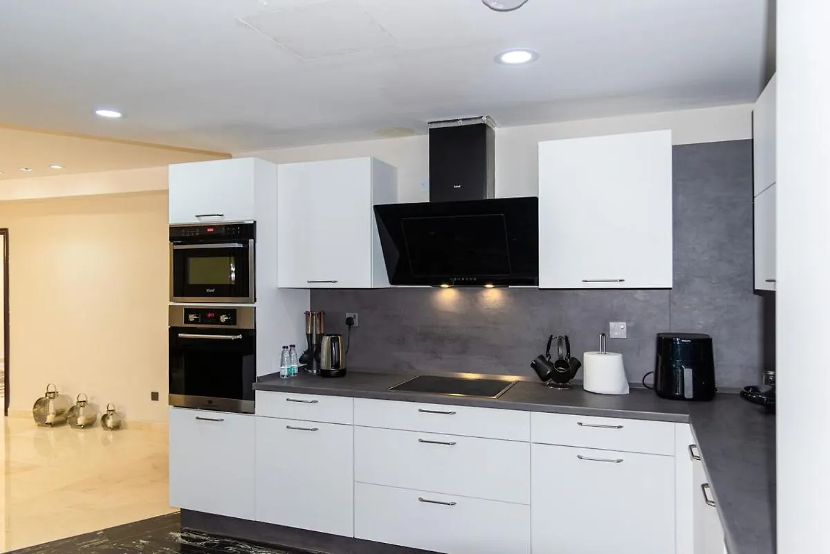 Luxury And Spacious 3Br Apartment 10Min Haram Nabawi Medina